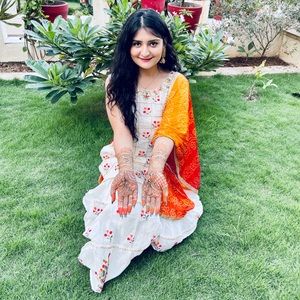 White & Orange bandhni work sharara. size L